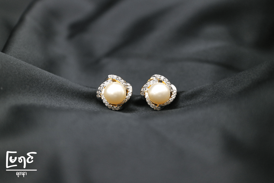 4ouride Preal Earring